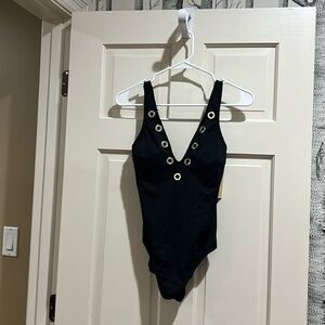 BLACK VNECK WITH GOLD HARDWARE MICHAEL KORS ONE PIECE-SIZE 6